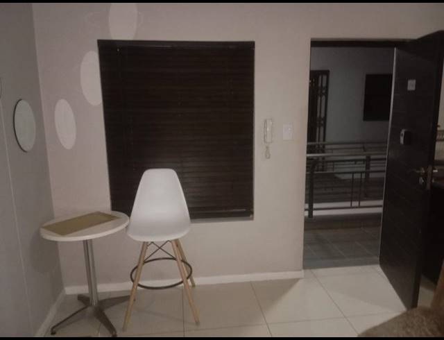 1 BEDROOM PROPERTY TO RENT IN UMHLANGA RIDGE